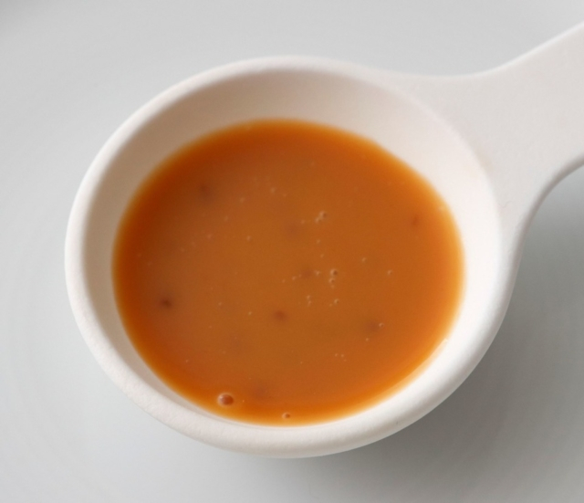 ドレッシングタイプ⑥変わり種系:安本産業 くんせいナッツドレッシング