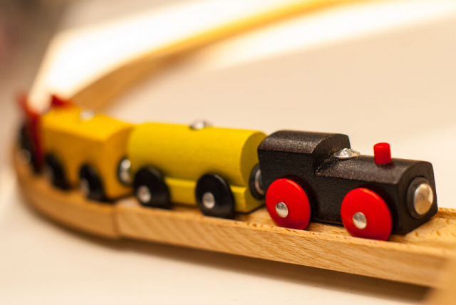 電車好きの子どもにおすすめのおもちゃ10選 現役ママ厳選おもちゃをご紹介
