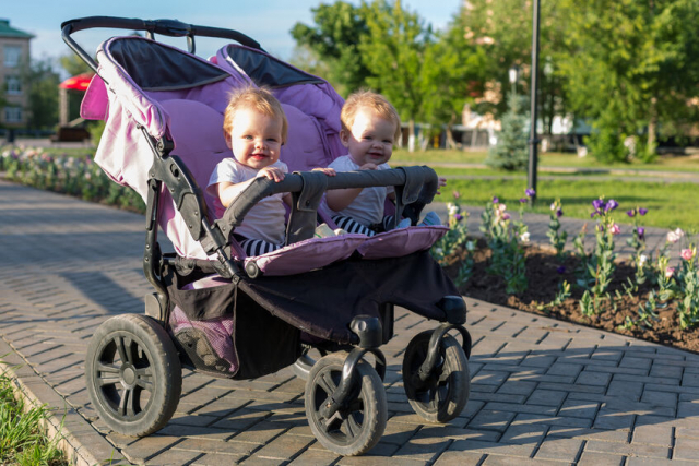 双子用ベビーカー10選!先輩双子ママに聞いたオススメの1台