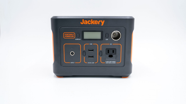 ポータブル電源Jackery 240徹底解説！遊びから仕事まで実際に