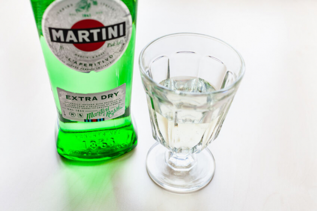 ベルモットとは?ベルモットについて解説!おすすめ10選 ソムリエが基本知識とおすすめの飲み方を解説